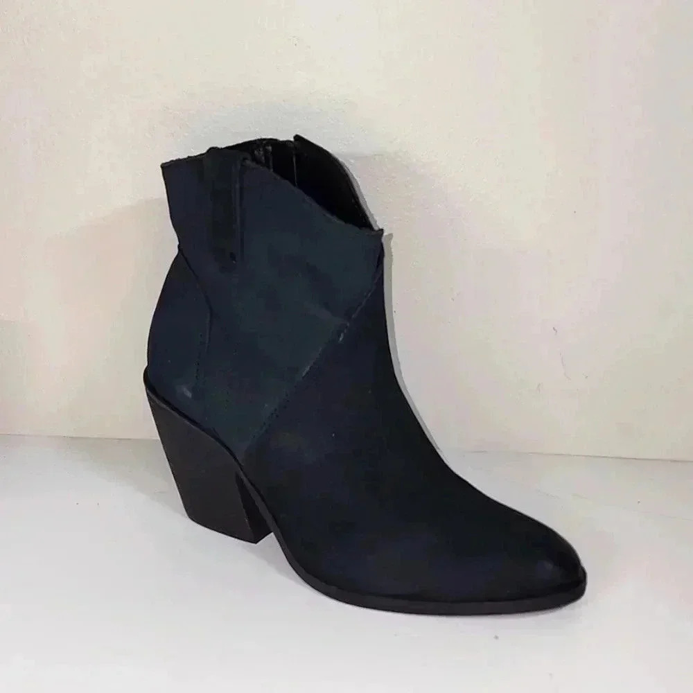 Lucky Brand black boots